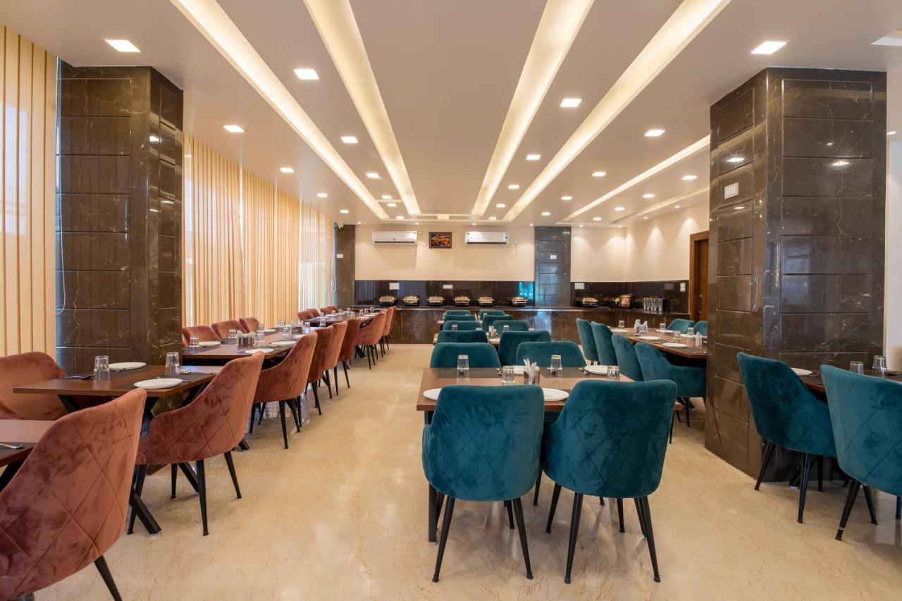 Hotel Vivaan Regency Haridwār Eksteriør billede