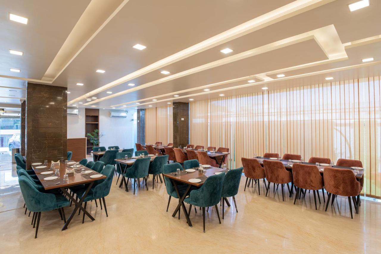 Hotel Vivaan Regency Haridwār Eksteriør billede