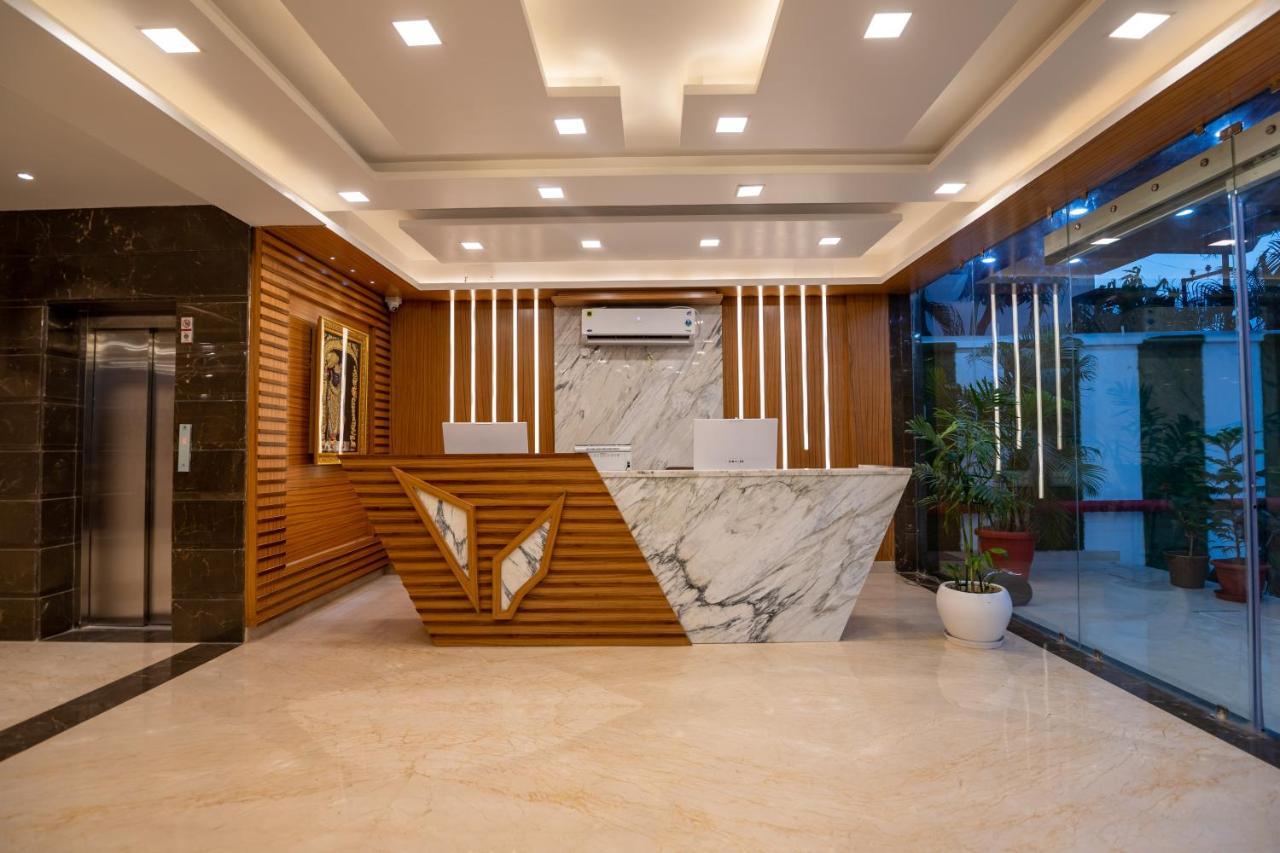 Hotel Vivaan Regency Haridwār Eksteriør billede